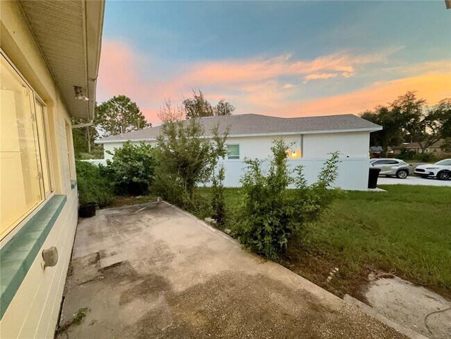 Building Photo - 5995 59th Way N
