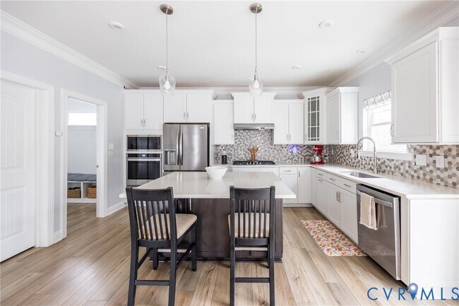 Building Photo - 11585 Kings Pond Dr