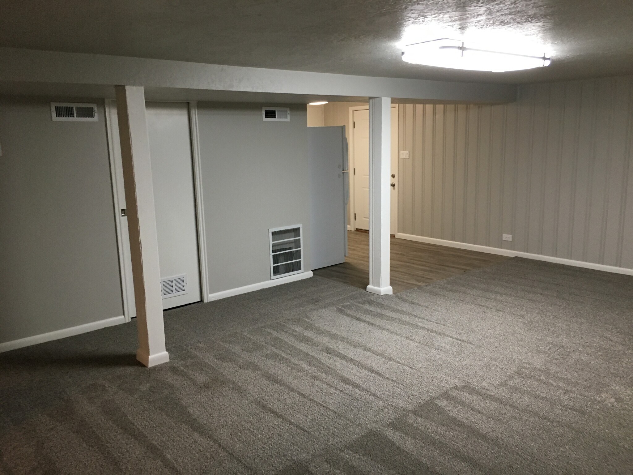 Building Photo - 615 S 200 E