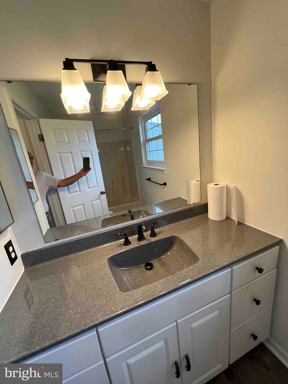 Building Photo - 6247 Spring Knoll Dr