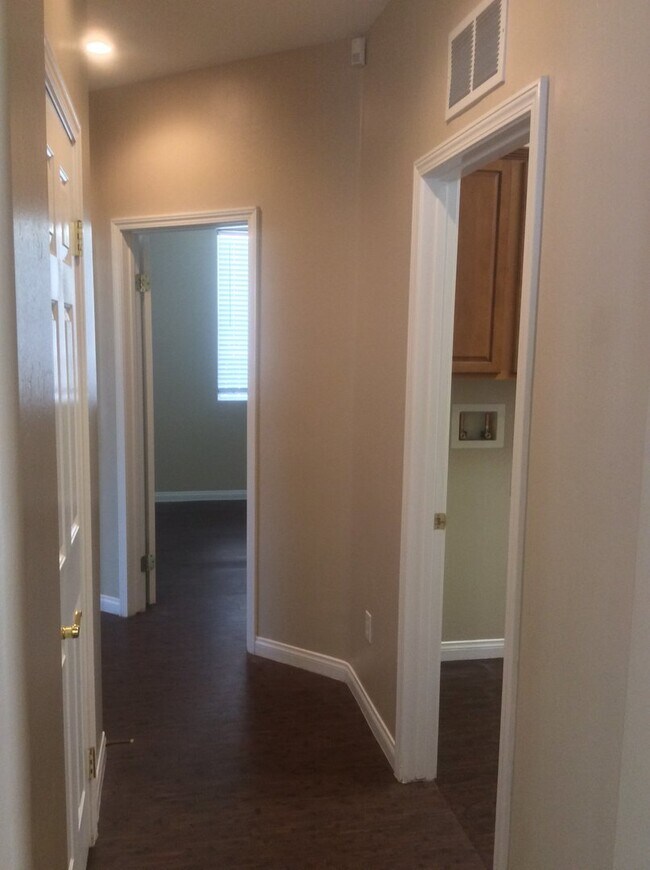 Building Photo - 11405 Braemar Ln