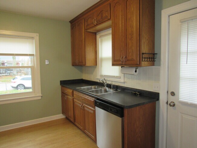 Building Photo - 3834 N Sturdevant St