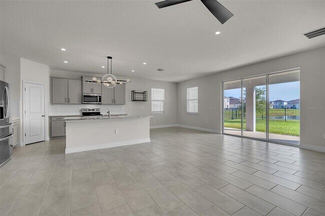 Building Photo - 17821 Cantarina Cove