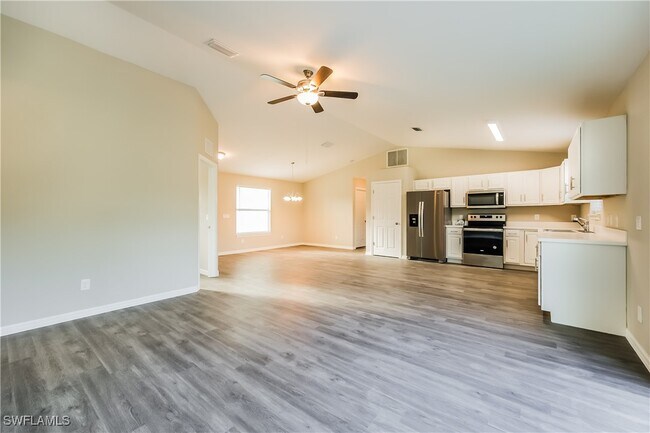 Building Photo - 761 Puccini Ave S