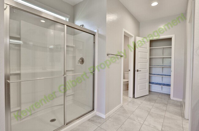 Building Photo - Beautiful 3-Bed/2-Bath Home in San Tan Valley’s The Parks Community.