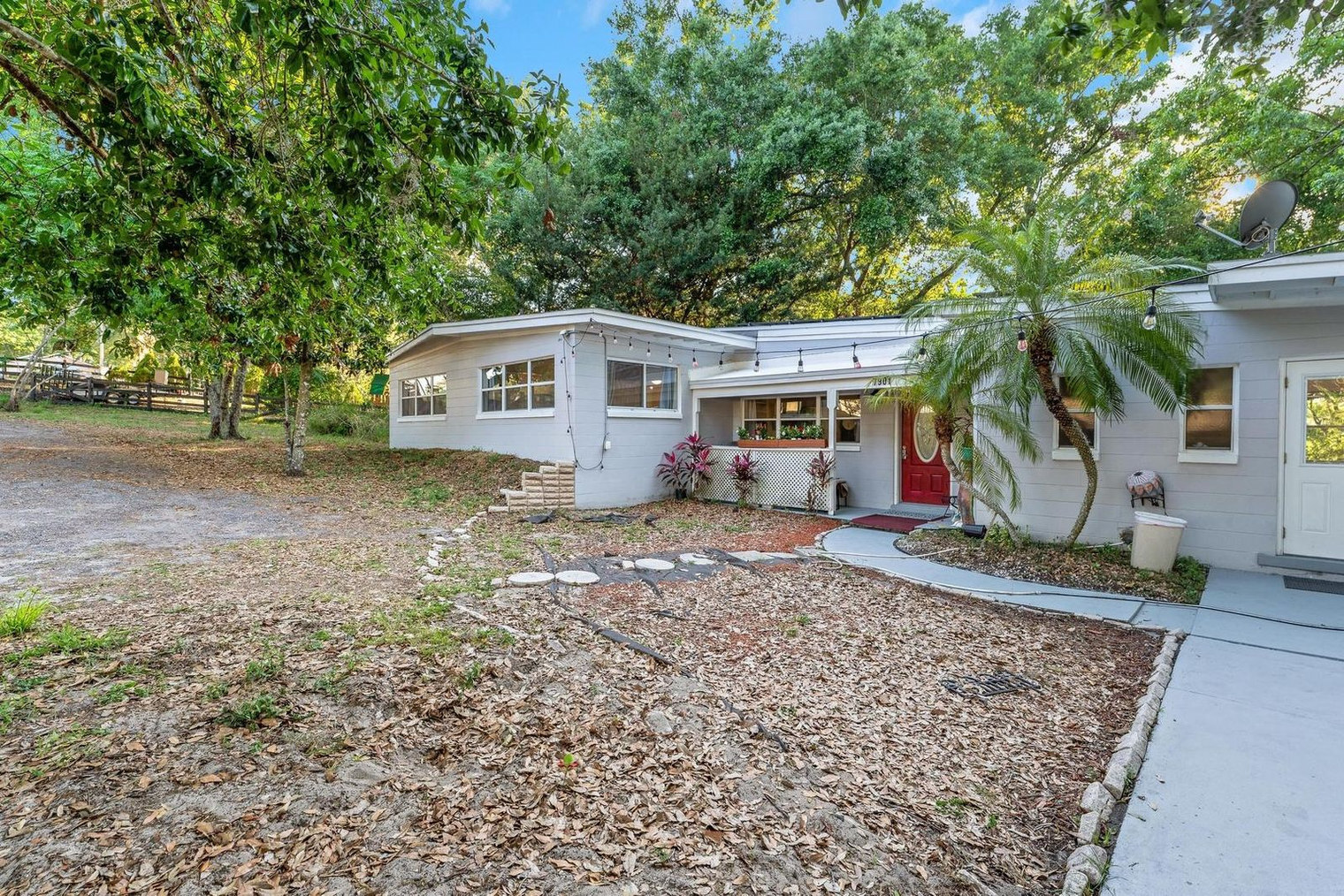 Building Photo - 7901 Lois Mae Ct