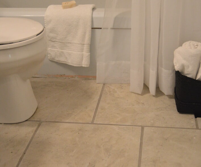 Building Photo - 5935 Tangeman Terrace