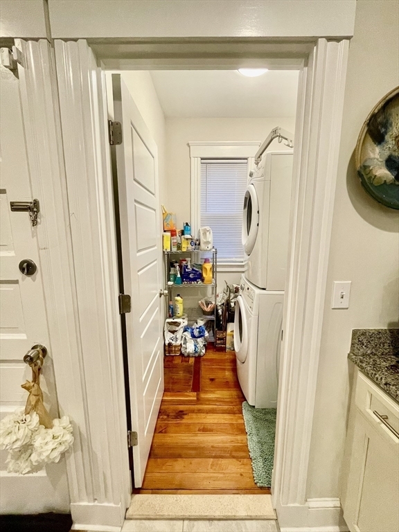 Building Photo - 53 Montvale St