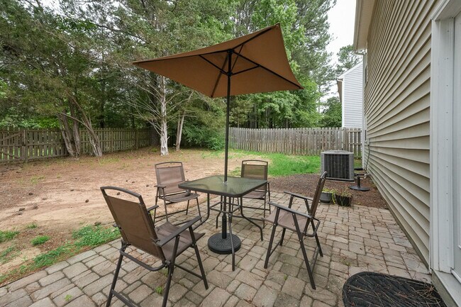 Building Photo - 2203 Elk River Dr