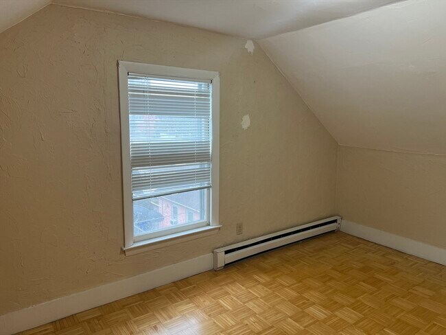 Building Photo - 21 Hamlet Pl