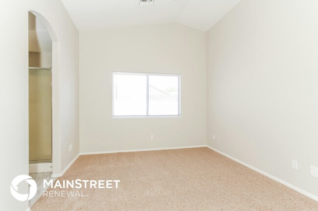 Building Photo - 10063 E Paseo San Ardo