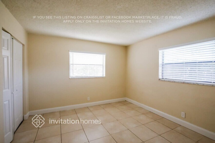 Building Photo - 11171 NW 36th St
