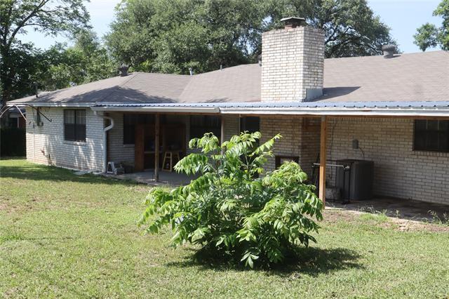 Building Photo - 3205 Pin Oak Dr