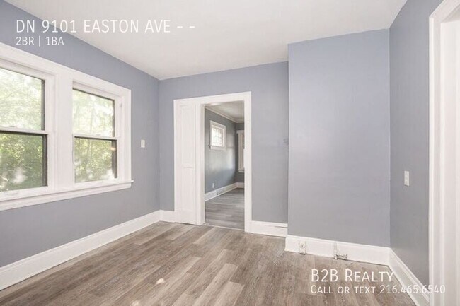 Building Photo - DN 9101 EASTON AVE--