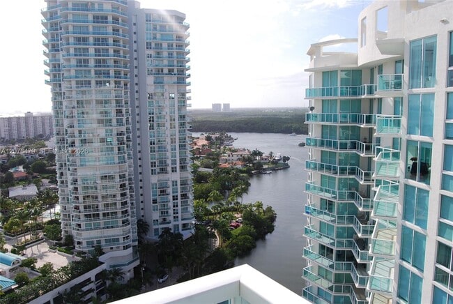 Building Photo - 200 Sunny Isles Blvd