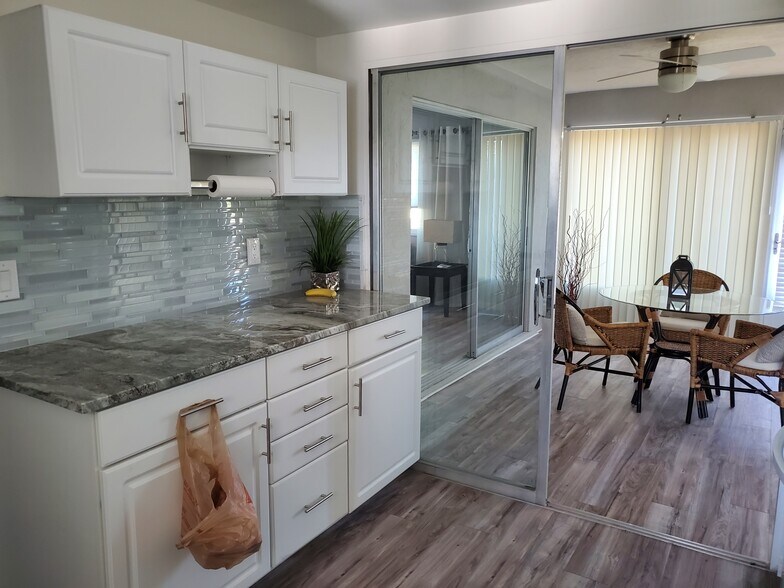 Building Photo - 3820 Blue Stone Way