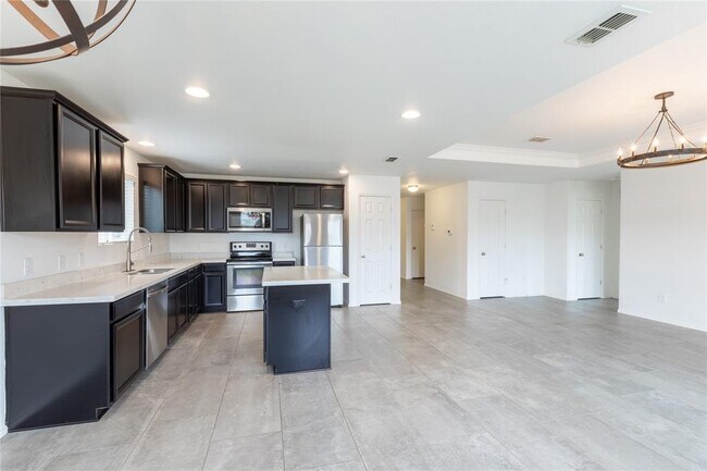 Building Photo - 3105 Adrian Creek Dr