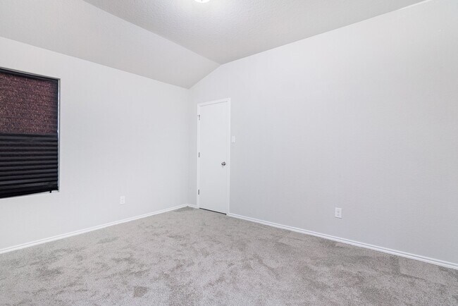 Building Photo - 4614 Heathers Cross