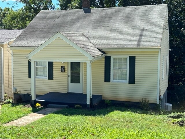 Primary Photo - 1117 McCausland St