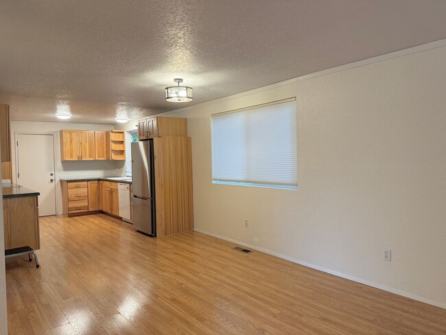 Building Photo - 3bd/2ba Bothell Home