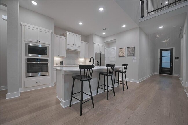 Building Photo - 26918 Arethusa Ct