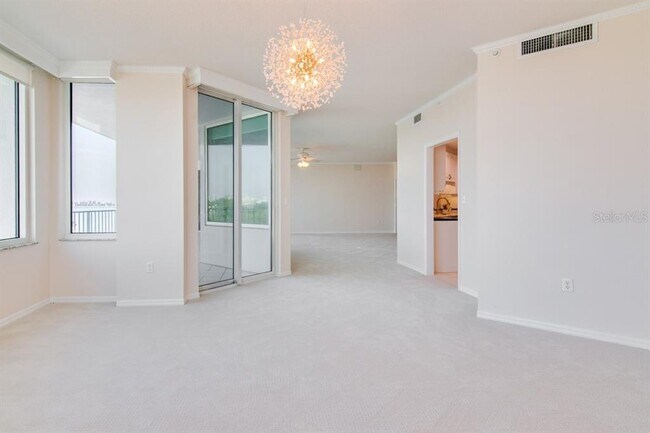 Building Photo - 1 Seaside Ln