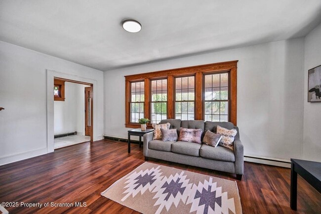 Building Photo - 309 Park Ave