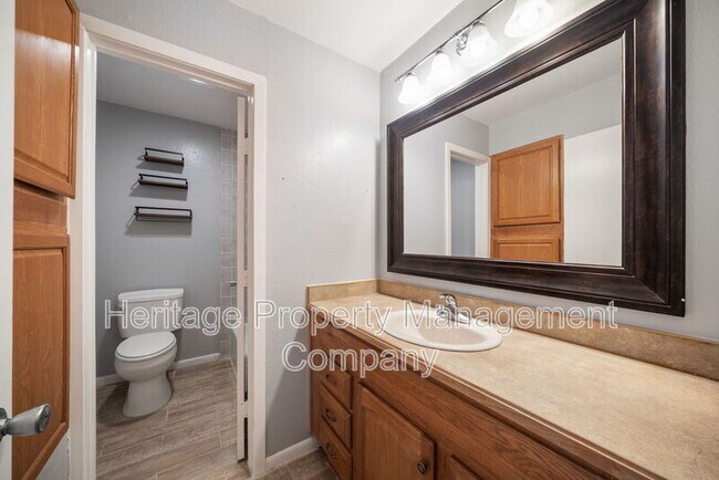 Building Photo - 6427 Wurzbach Rd