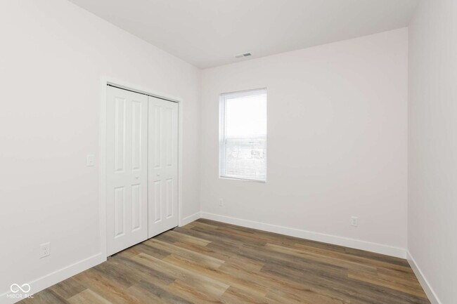 Building Photo - 2950 Winthrop Ave