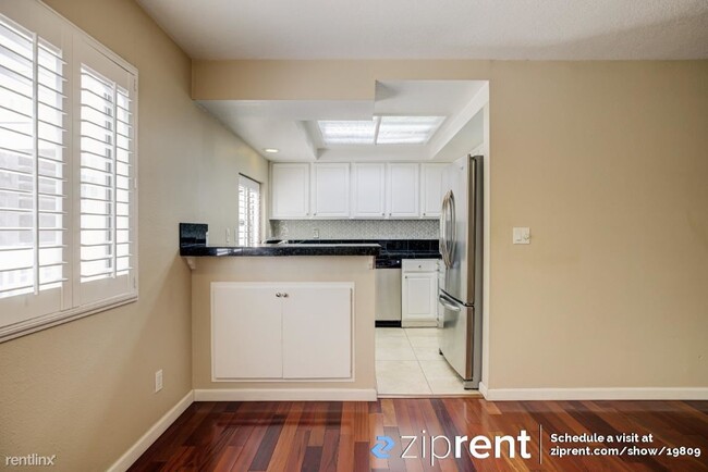 Building Photo - 2 br, 1.5 bath Condo - 730 Cory Drive, Ing...