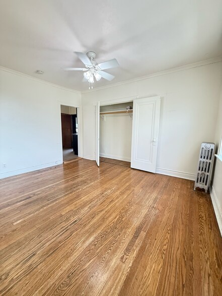 Building Photo - 2136 N Spaulding Ave