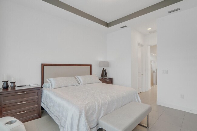 Building Photo - 16074 Whippoorwill Cir