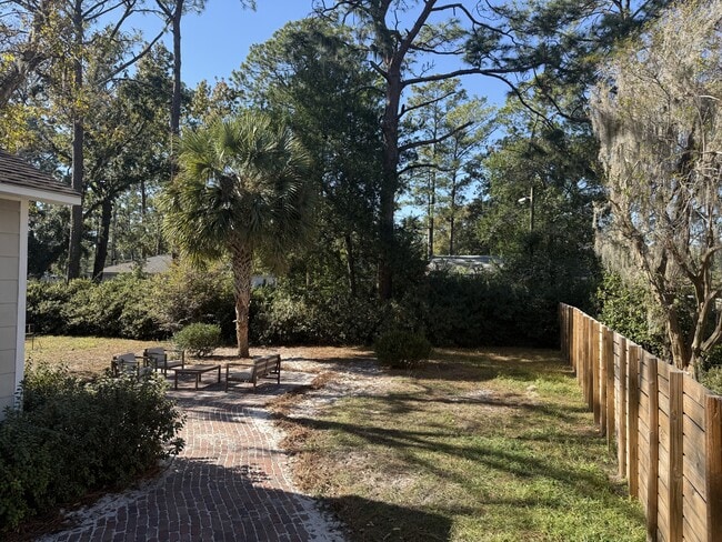 Building Photo - 4605 Skidaway Rd