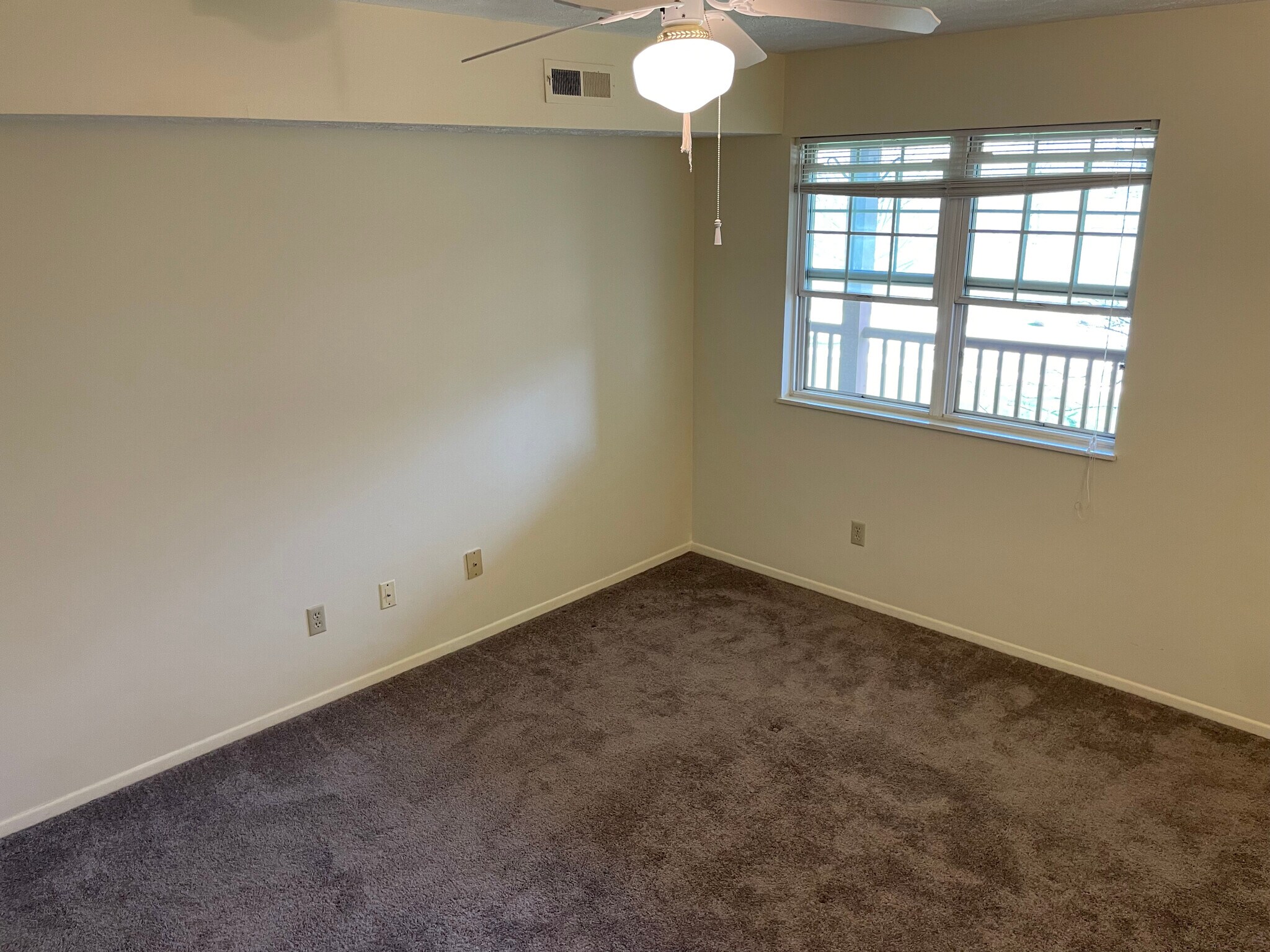 Building Photo - 1150 Tollis Pky