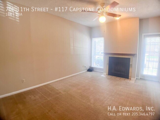 Building Photo - 708 11th St