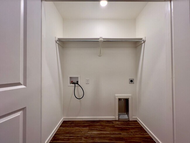 Building Photo - 2120 N Avenue K