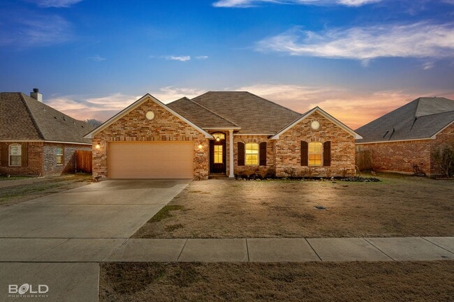 Building Photo - 2370 Tallgrass Cir