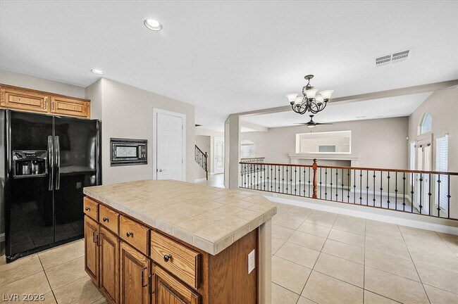 Building Photo - 10971 Carberry Hill St
