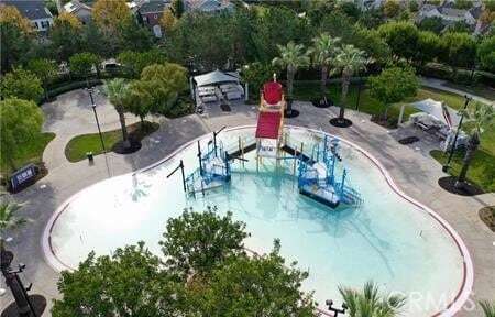 Building Photo - 3 Amesbury Ct