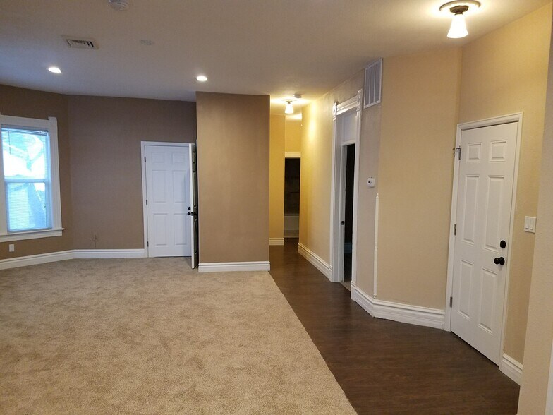 Upstairs bonus/family room - 3927 Tejon St