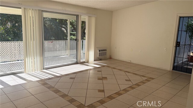 Building Photo - 76 Calle Aragon