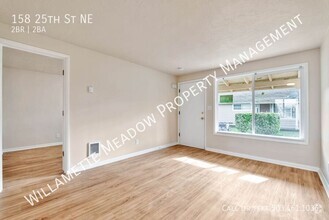 Building Photo - Cozy 2 Bedroom, 1.5 Bathroom Apartment off...