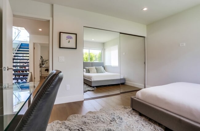 Building Photo - Luxury Furnished Home La Jolla with Ocean Views