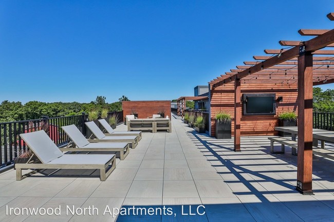 Building Photo - 167 Fairmount Ave