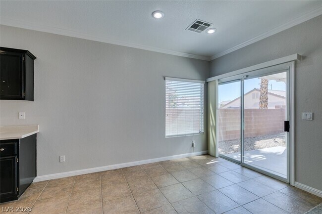 Building Photo - 1209 Echo Beach Ave