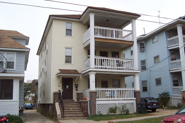 Primary Photo - 120-128 N Orchard St