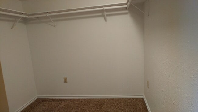 Building Photo - No Pets please! Cute and cozy home with a country feel!