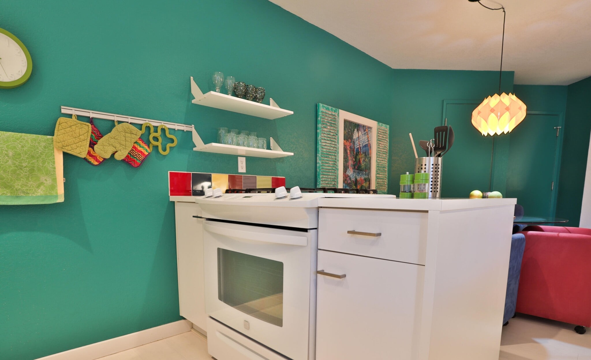 Kitchen 2 - 48255 Monroe St