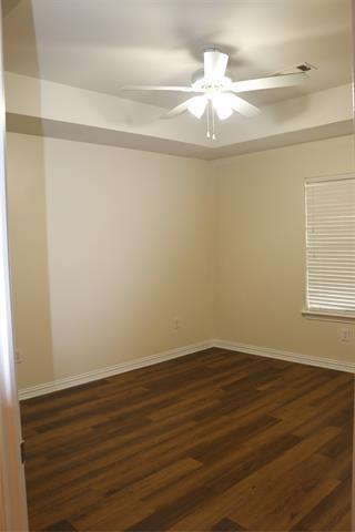 Building Photo - 629 Park Pl Dr