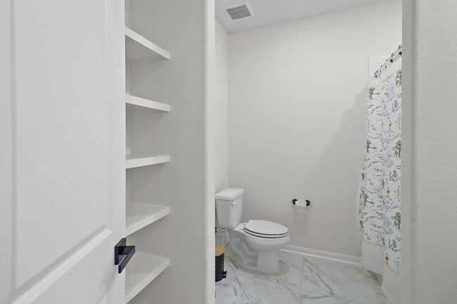 Building Photo - 14411 Black Cherry Hls St